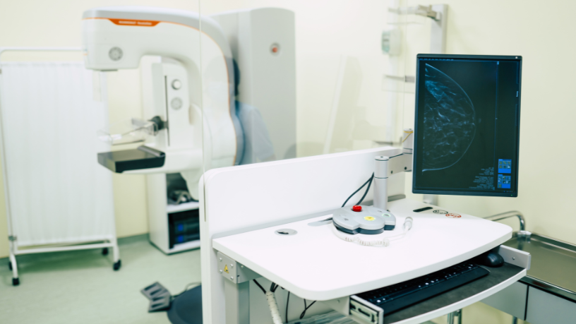 O real significado de um achado provavelmente benigno: entenda com Vinicius Tadeu Sattin Rodrigues por que a recomendação de controle em curto prazo no BI-RADS 3 na mamografia é uma medida de segurança.